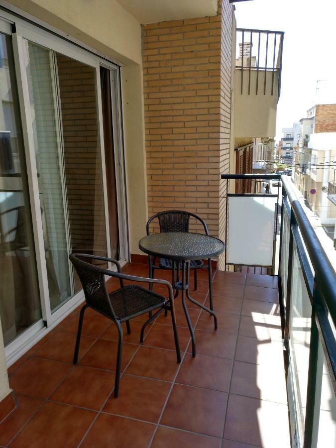 Estupendo Piso En L'Ampolla Apartment Exterior photo